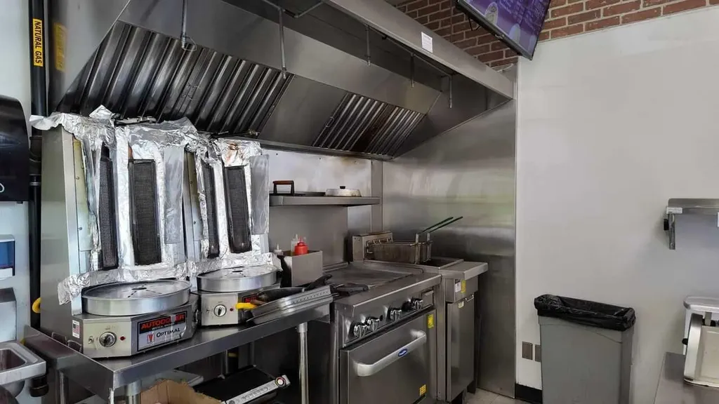 11722 104 Avenue NW Edmonton AB T5K 2P3