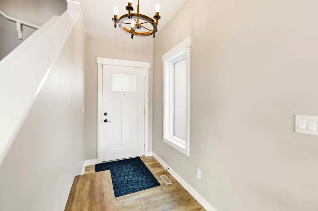 19 Vanveller Way Sylvan Lake AB T4S 0M4