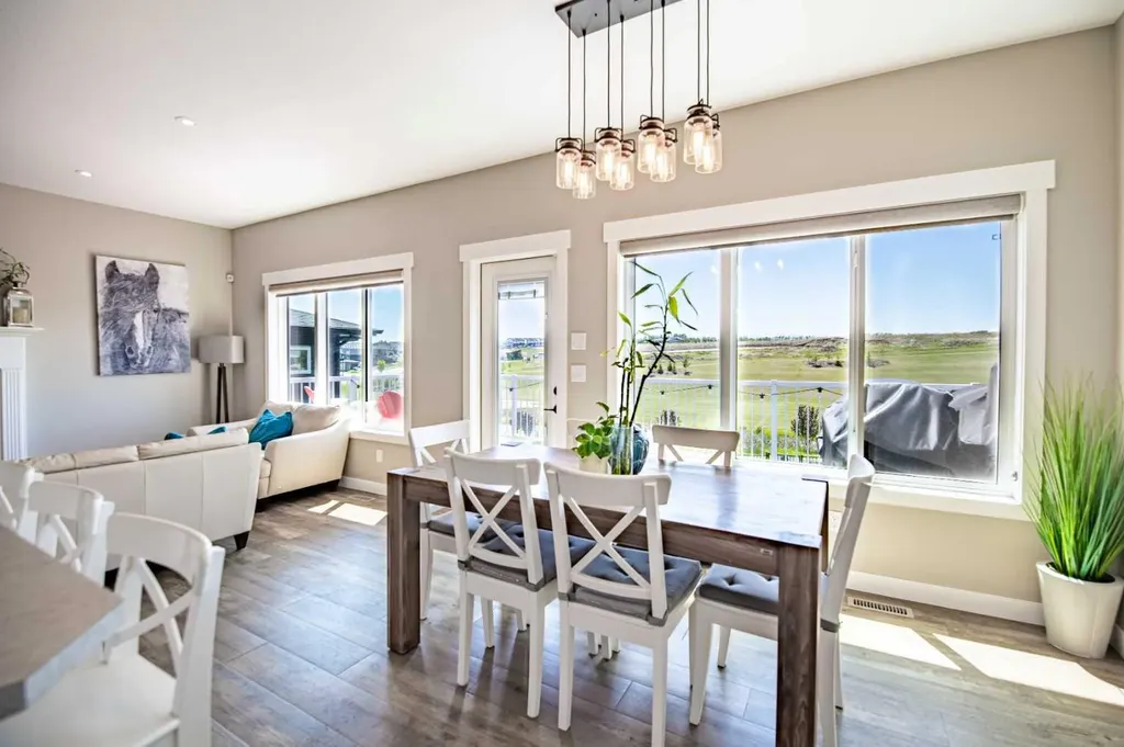 19 Vanveller Way Sylvan Lake AB T4S 0M4