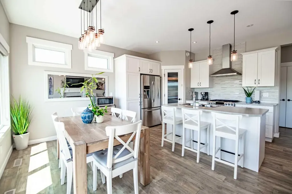 19 Vanveller Way Sylvan Lake AB T4S 0M4