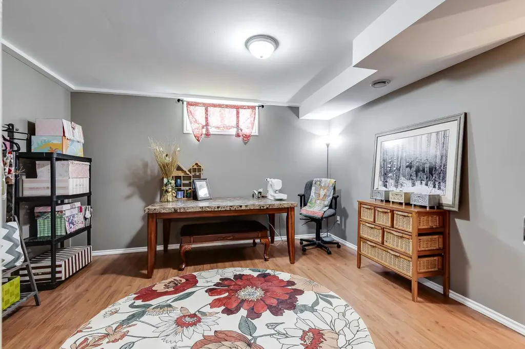 103 Pinter Road Drumheller AB T0J0Y0