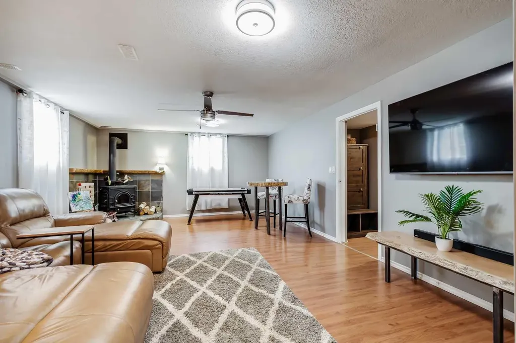 103 Pinter Road Drumheller AB T0J0Y0