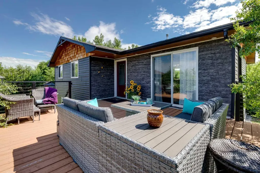 103 Pinter Road Drumheller AB T0J0Y0
