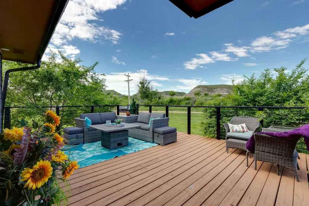 103 Pinter Road Drumheller AB T0J0Y0