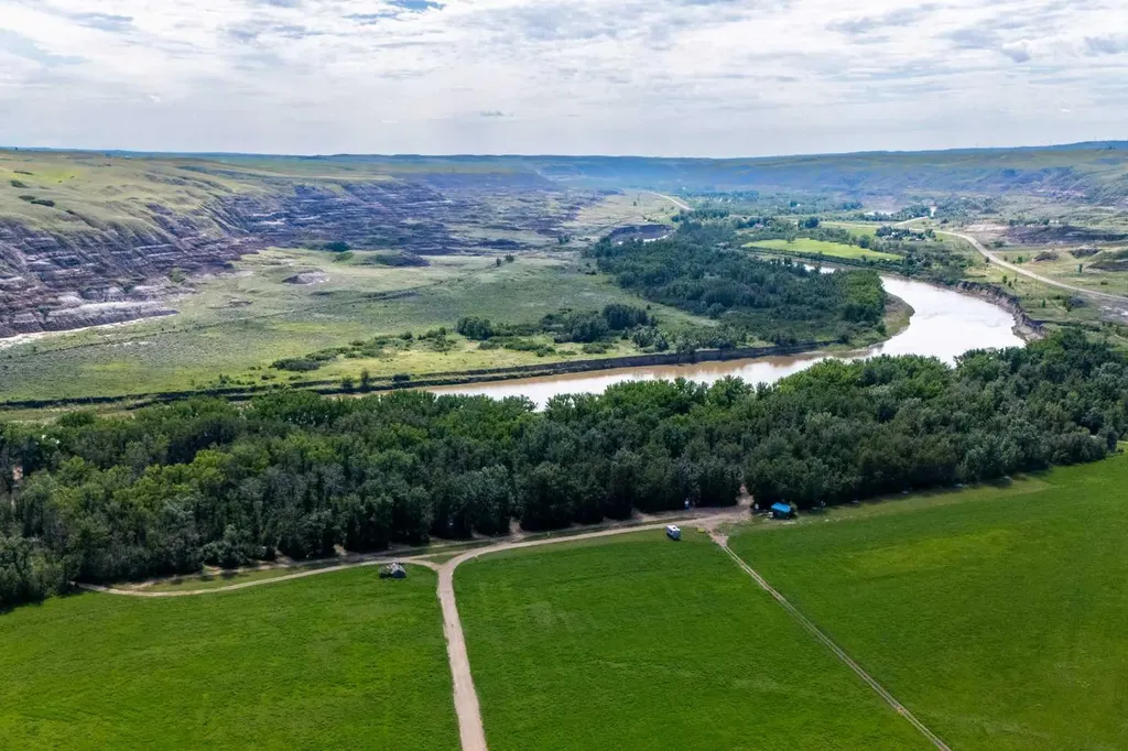 103 Pinter Road Drumheller AB T0J0Y0