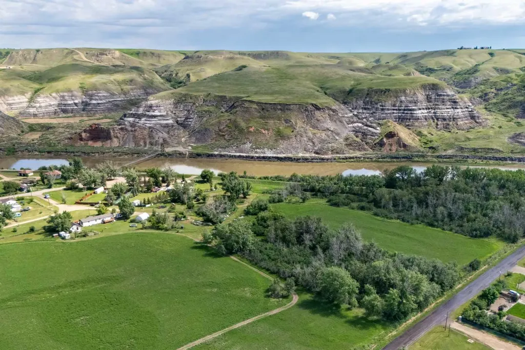 103 Pinter Road Drumheller AB T0J0Y0