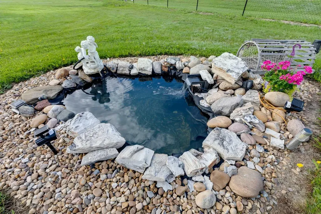 103 Pinter Road Drumheller AB T0J0Y0