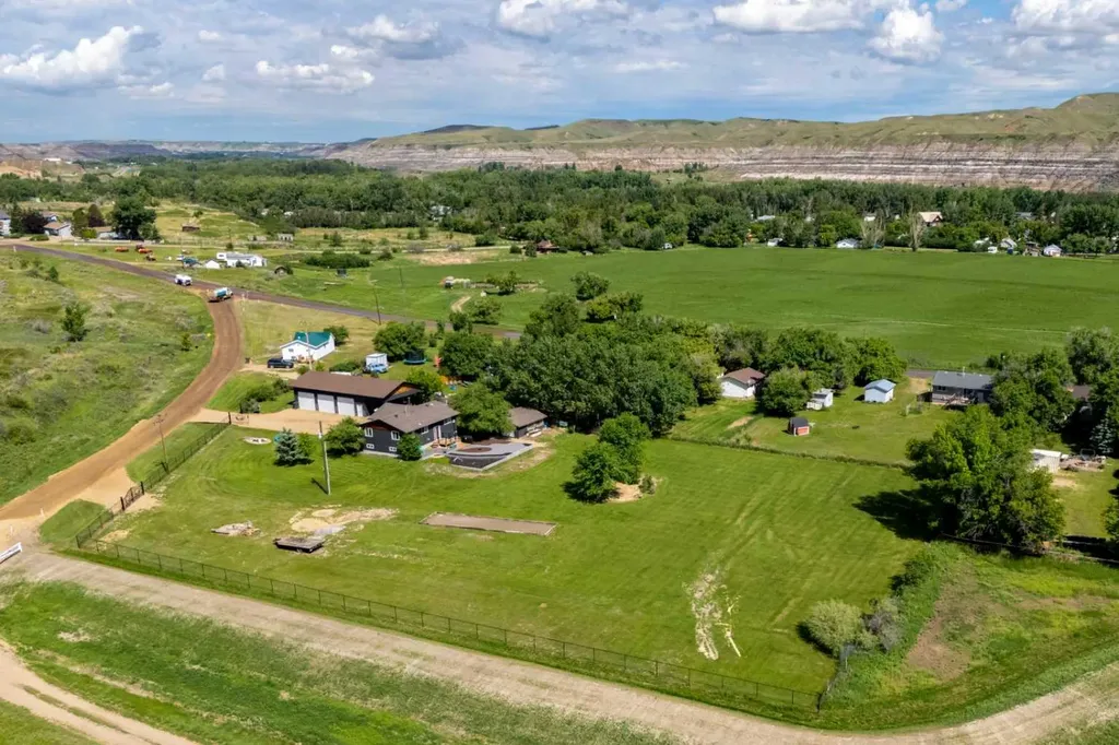 103 Pinter Road Drumheller AB T0J0Y0