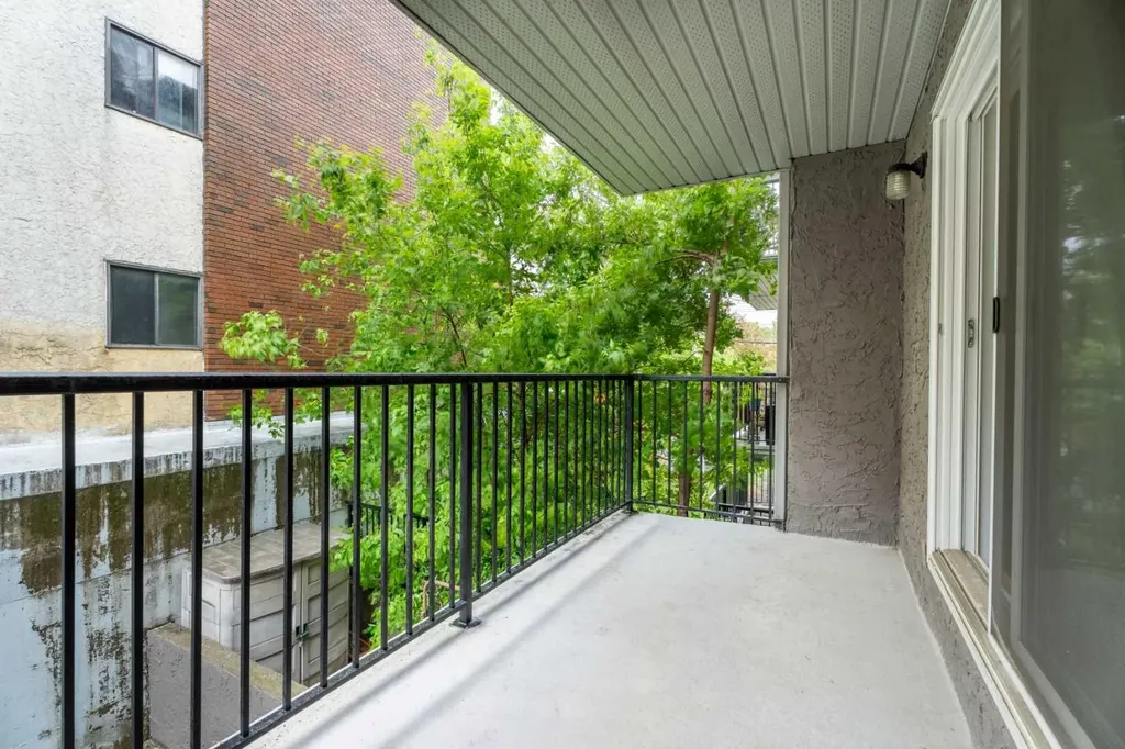 819 4a Street NE Calgary AB T2E 3W3