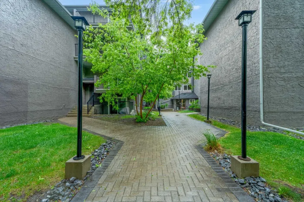 819 4a Street NE Calgary AB T2E 3W3