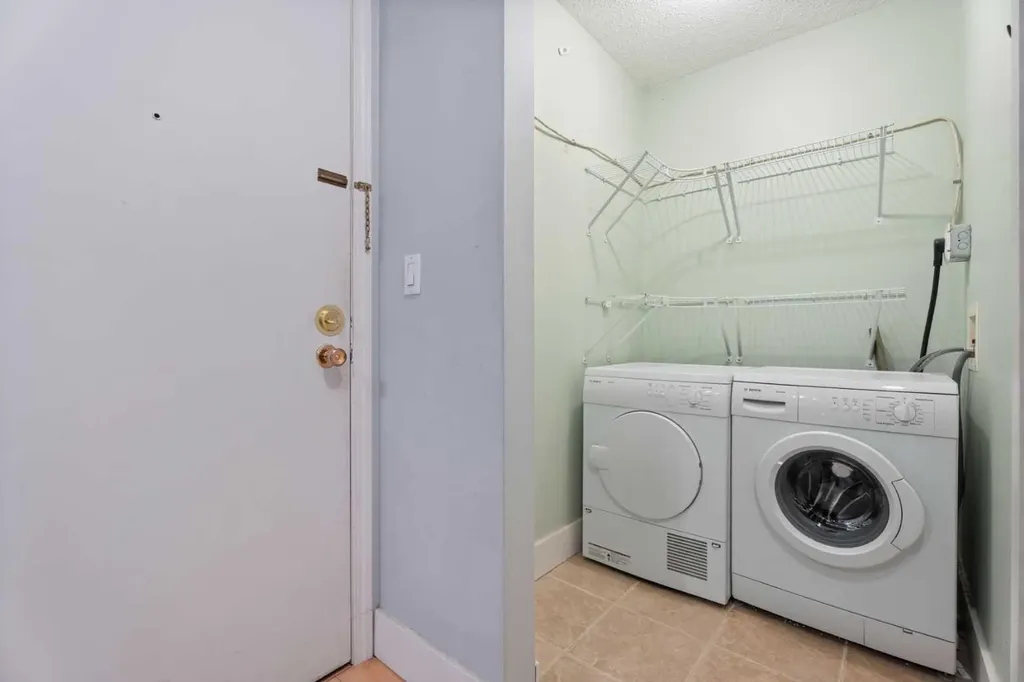 819 4a Street NE Calgary AB T2E 3W3