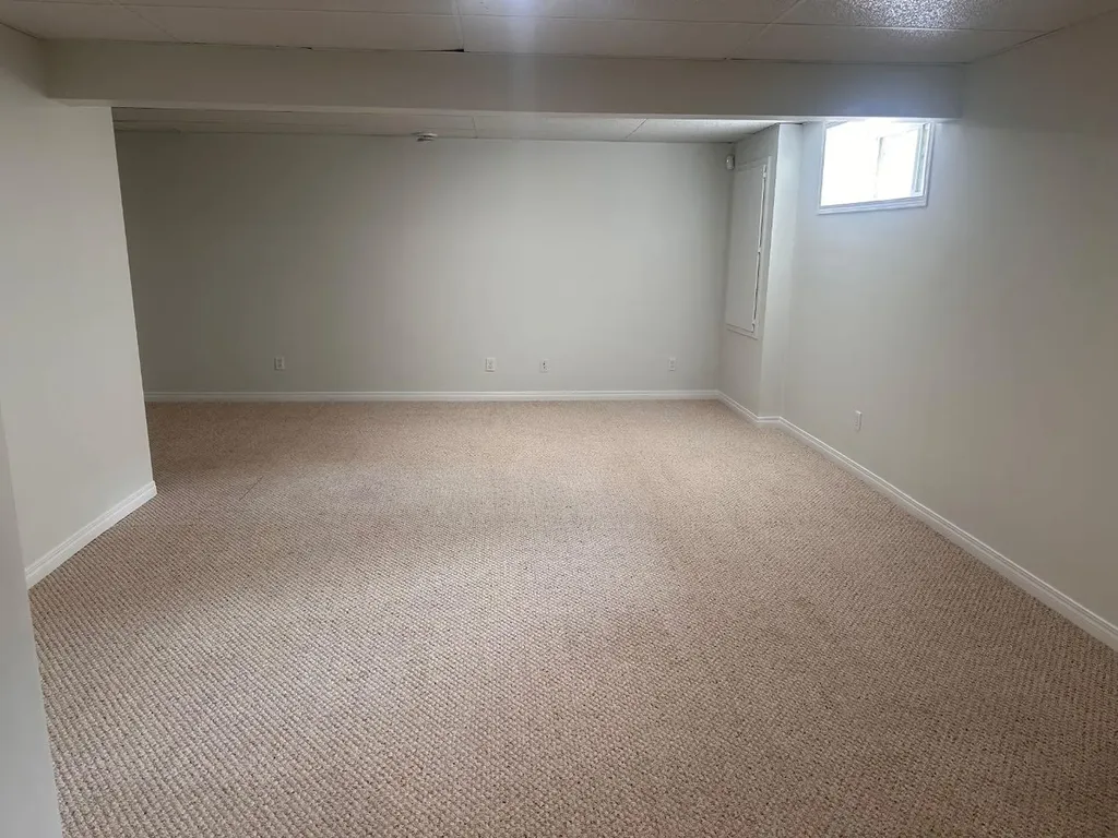 78 Crystal Shores Heights Okotoks AB T1S 2K9