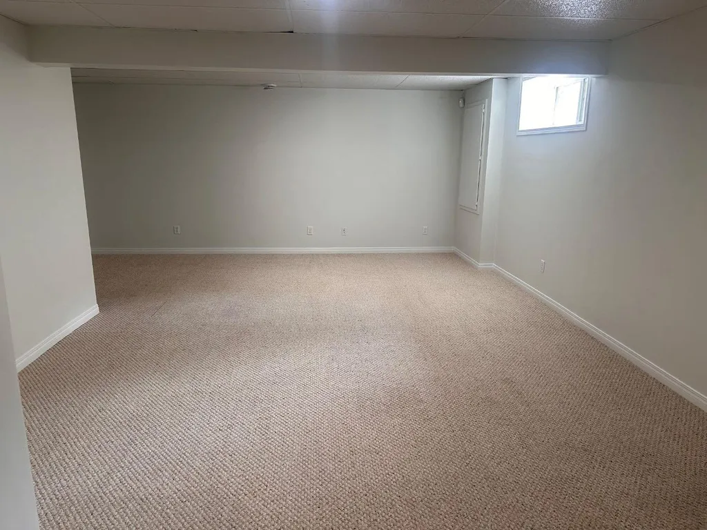 78 Crystal Shores Heights Okotoks AB T1S 2K9