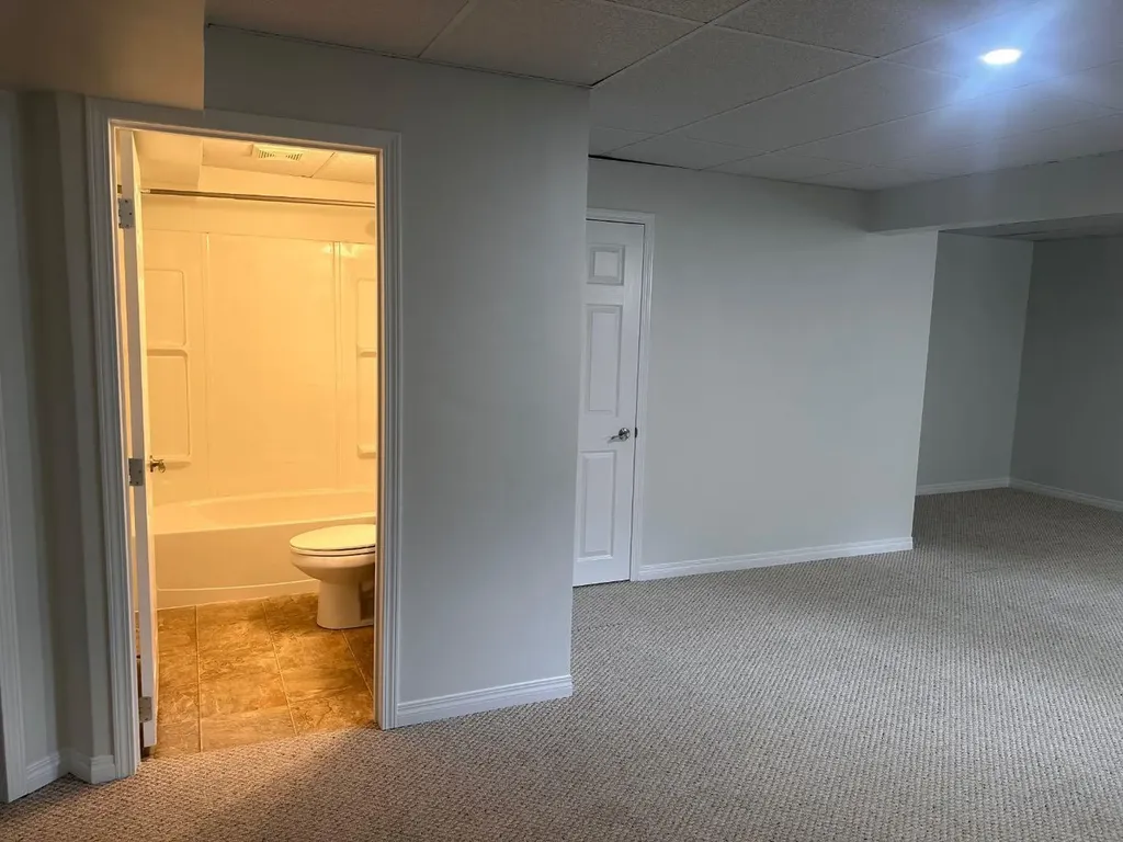 78 Crystal Shores Heights Okotoks AB T1S 2K9