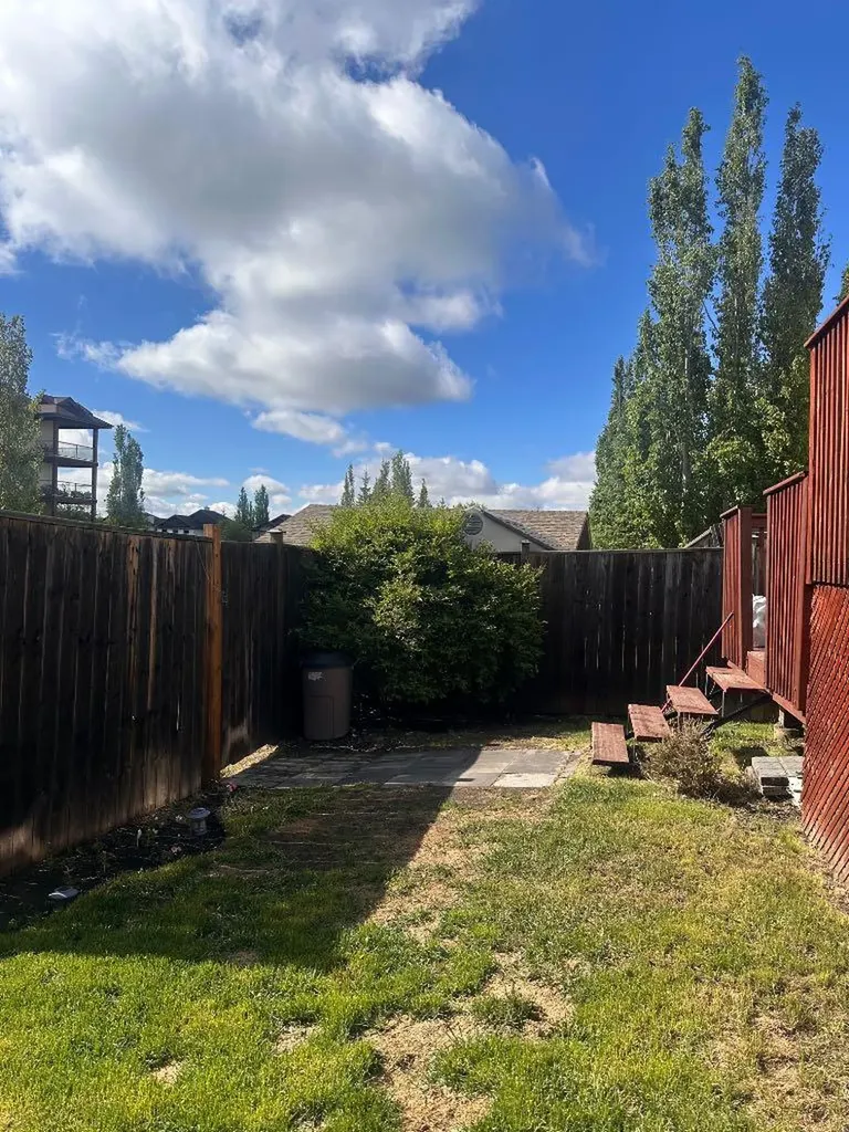 78 Crystal Shores Heights Okotoks AB T1S 2K9