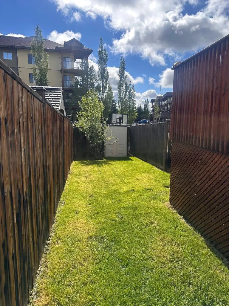 78 Crystal Shores Heights Okotoks AB T1S 2K9