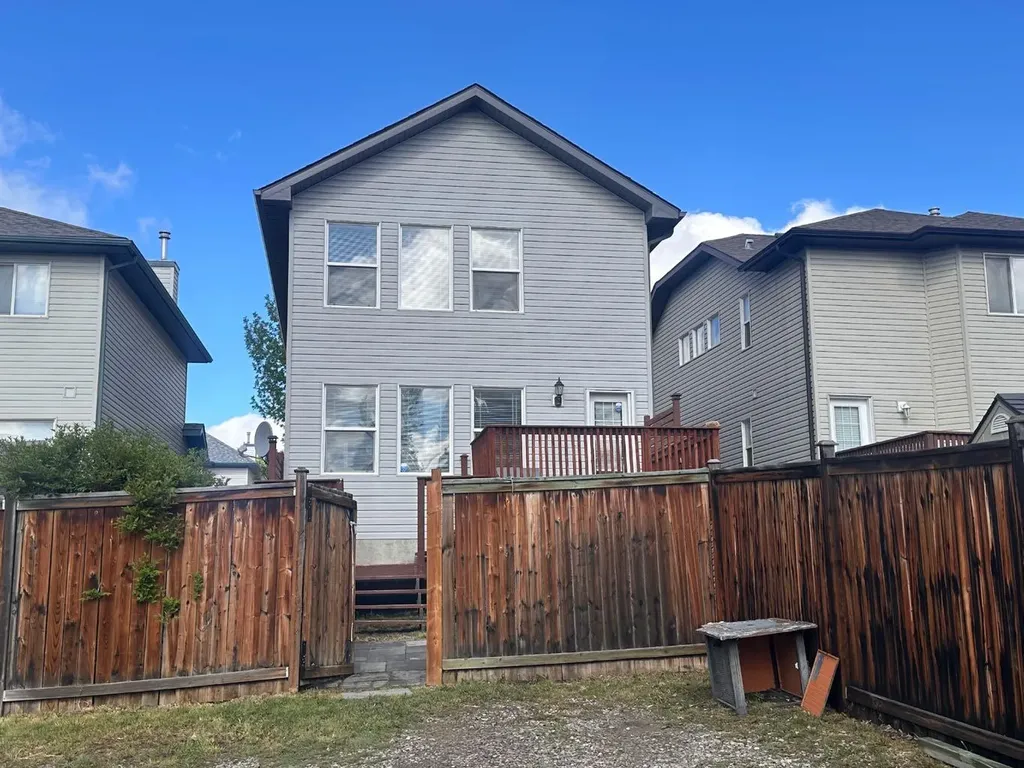 78 Crystal Shores Heights Okotoks AB T1S 2K9