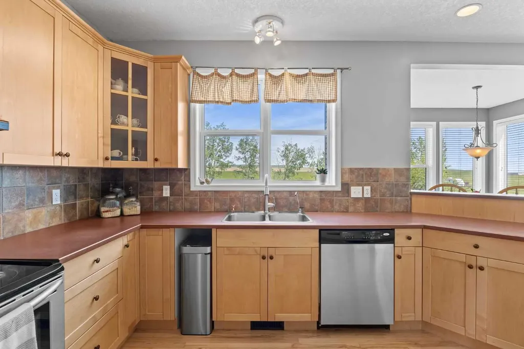 185043A Range Road 235 Rural Vulcan County AB T0L 2B0
