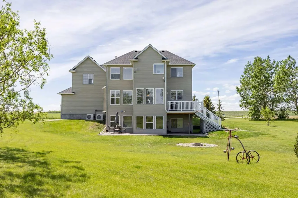 185043A Range Road 235 Rural Vulcan County AB T0L 2B0