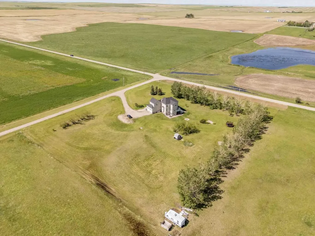 185043A Range Road 235 Rural Vulcan County AB T0L 2B0