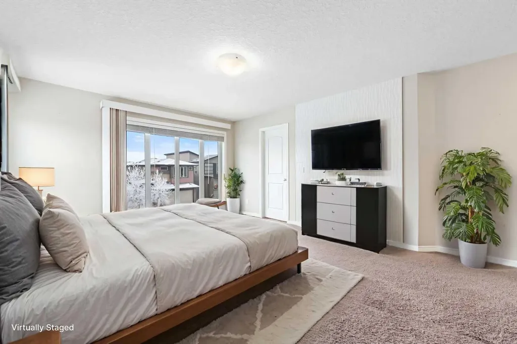 220 Walden Heights SE Calgary AB T2X 0V7