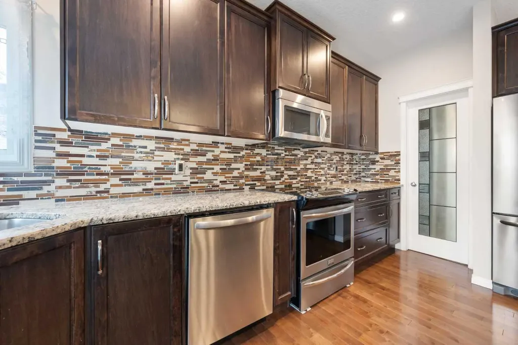 220 Walden Heights SE Calgary AB T2X 0V7
