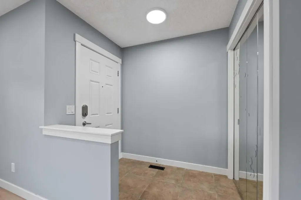 11 Saddlebrook Gardens NE Calgary AB T3J 5M7