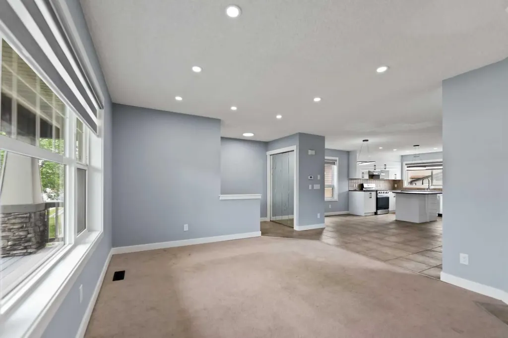 11 Saddlebrook Gardens NE Calgary AB T3J 5M7
