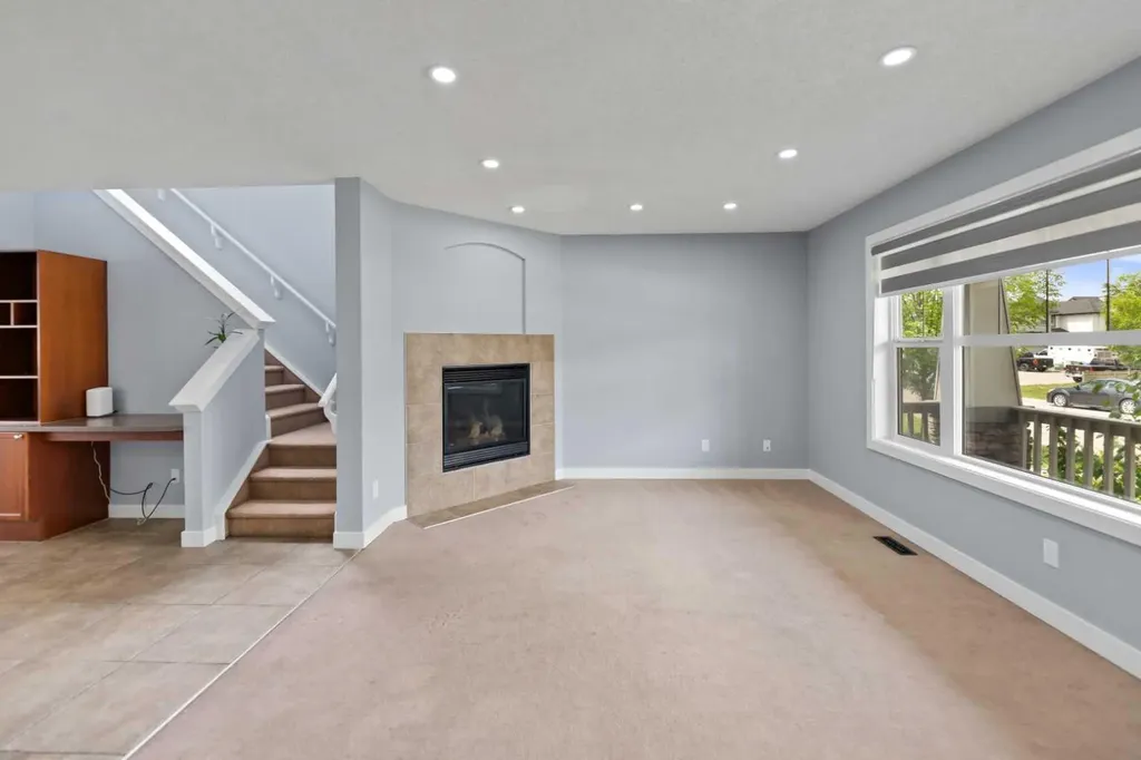 11 Saddlebrook Gardens NE Calgary AB T3J 5M7