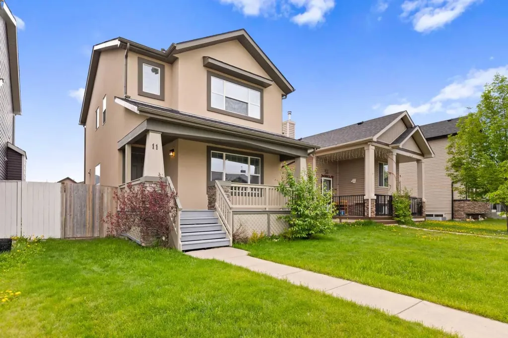11 Saddlebrook Gardens NE Calgary AB T3J 5M7