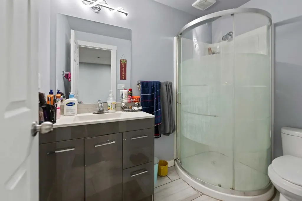 11 Saddlebrook Gardens NE Calgary AB T3J 5M7