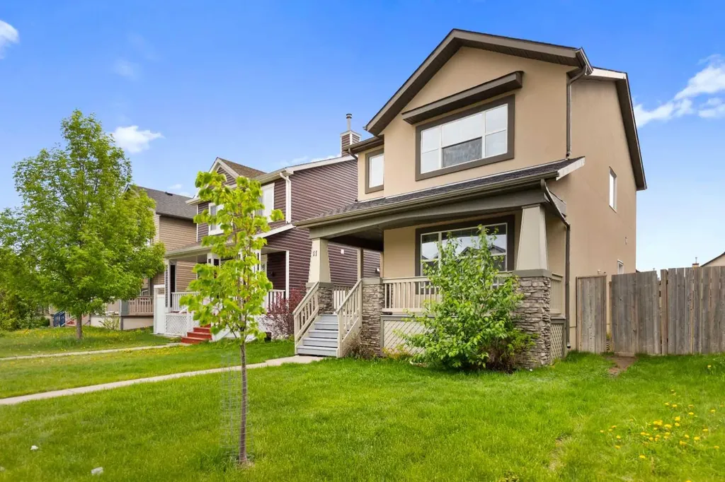 11 Saddlebrook Gardens NE Calgary AB T3J 5M7
