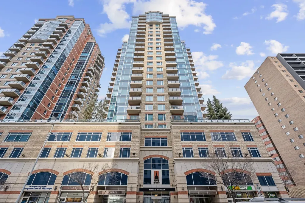 910 5 Avenue SW Calgary AB T2P 0C3