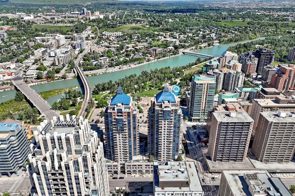910 5 Avenue SW Calgary AB T2P 0C3