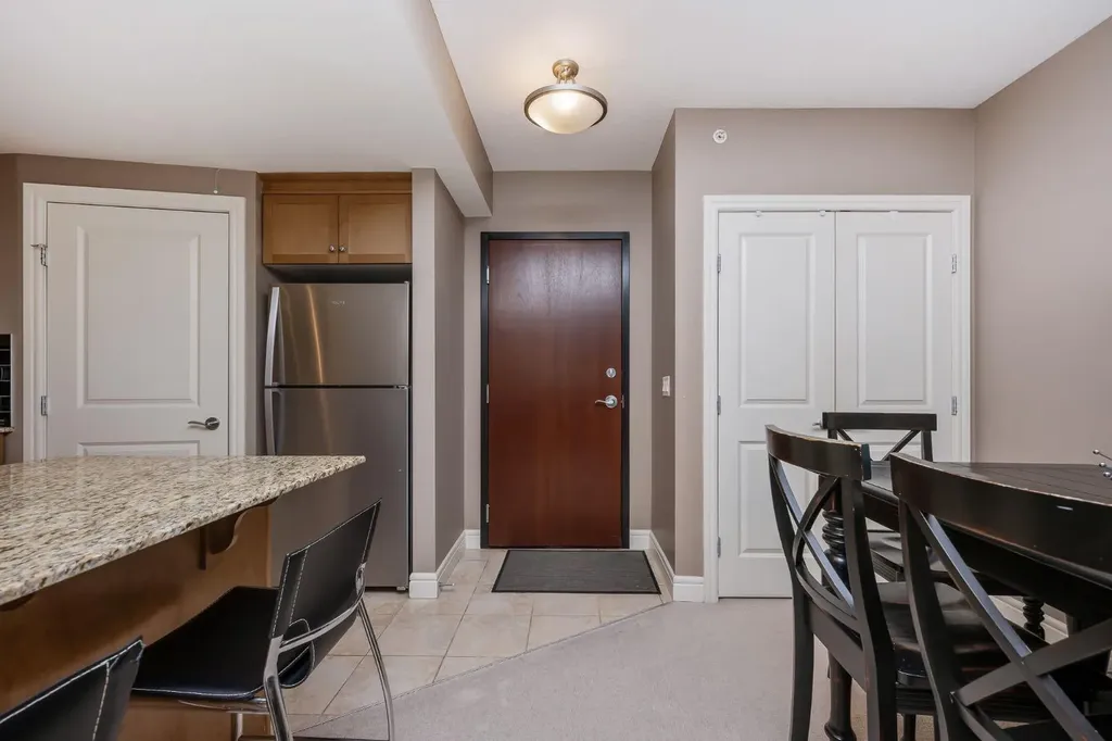 910 5 Avenue SW Calgary AB T2P 0C3