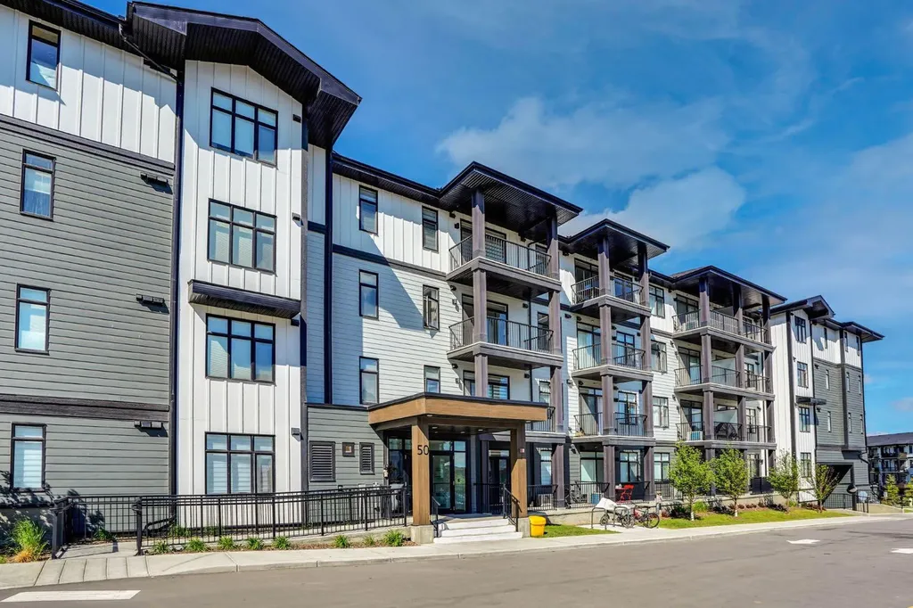 50 Sage Hill Walk NW Calgary AB T3R2E8