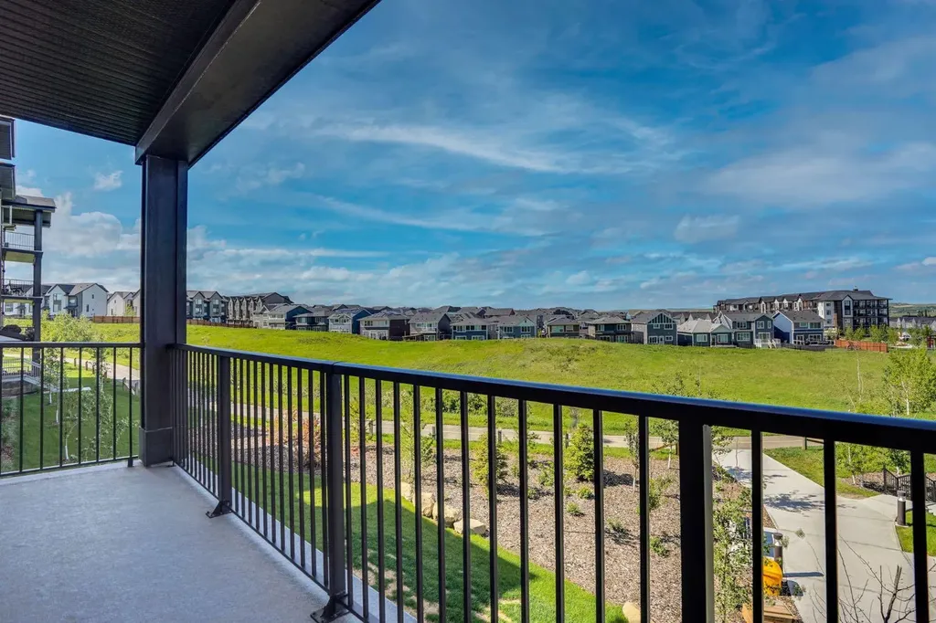 50 Sage Hill Walk NW Calgary AB T3R2E8
