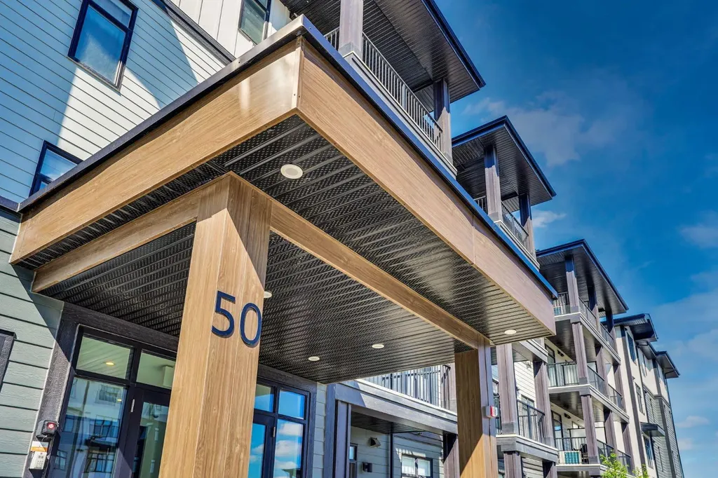 50 Sage Hill Walk NW Calgary AB T3R2E8