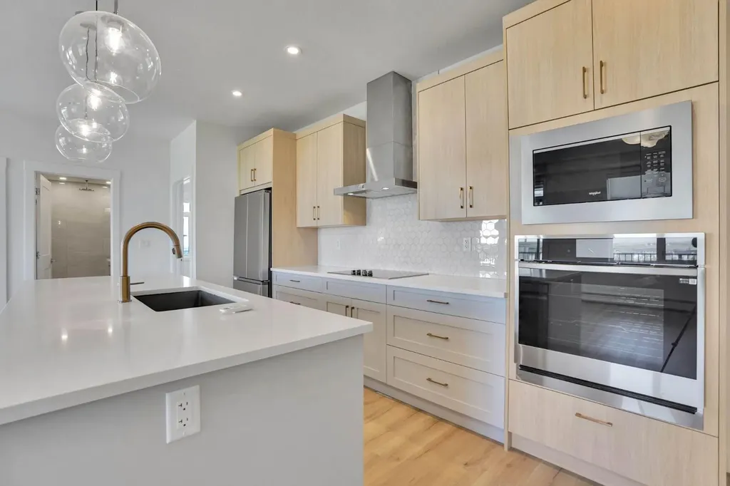 50 Sage Hill Walk NW Calgary AB T3R2E8
