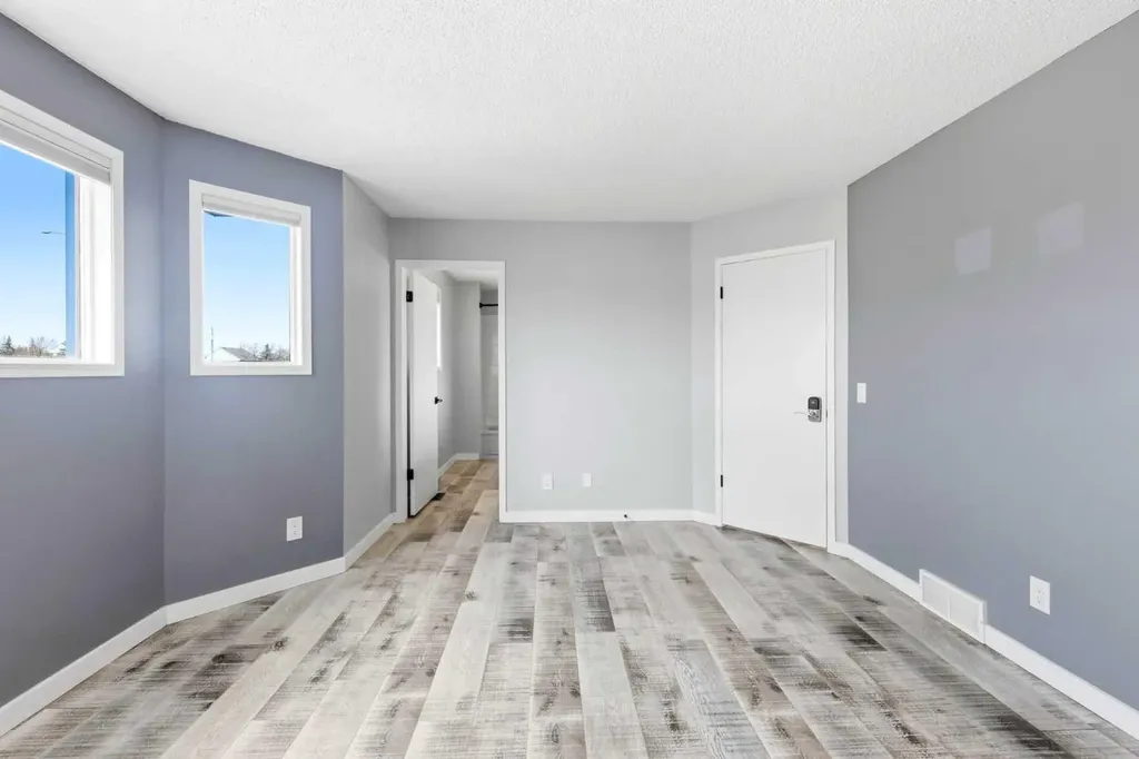 212 Harvest Wood Way NE Calgary AB T3K 3X7