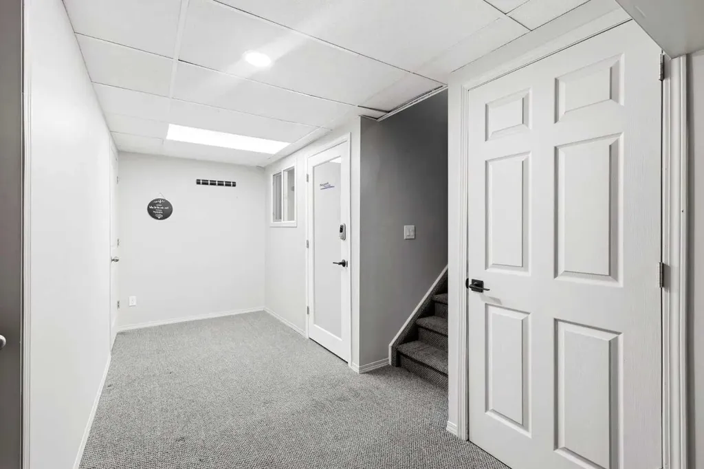 212 Harvest Wood Way NE Calgary AB T3K 3X7