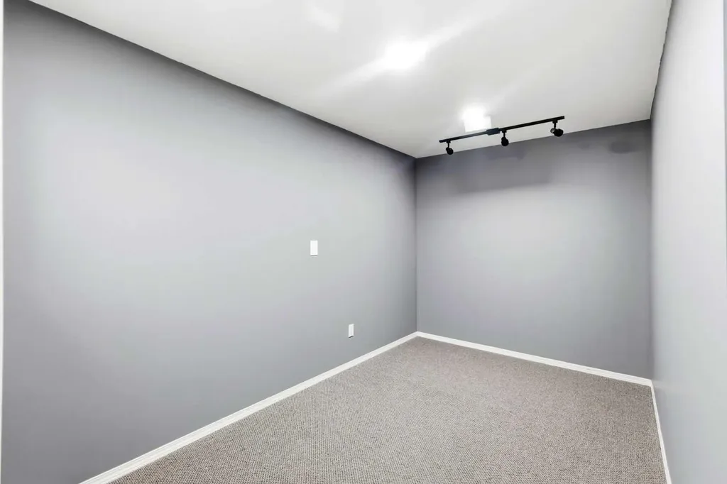 212 Harvest Wood Way NE Calgary AB T3K 3X7