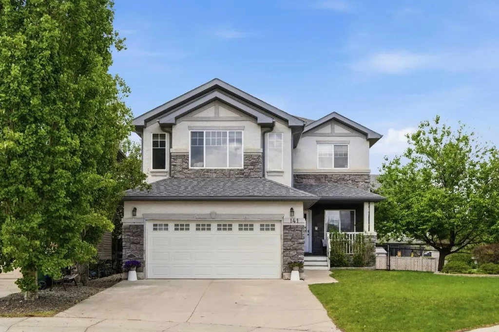 141 Panamount Green NW Calgary AB T3K 5R7