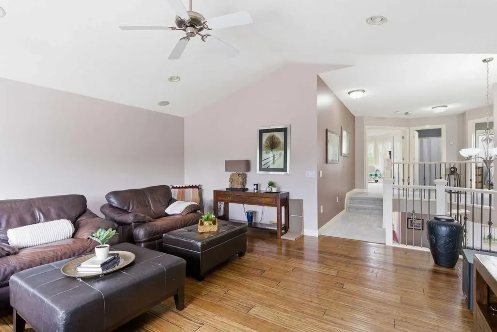 141 Panamount Green NW Calgary AB T3K 5R7