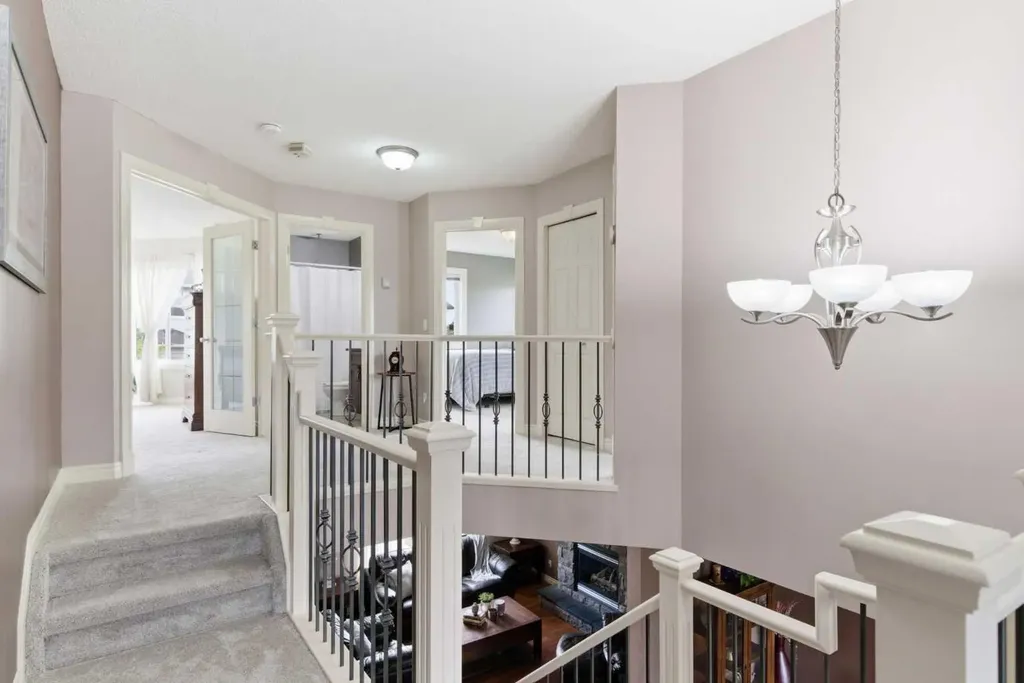 141 Panamount Green NW Calgary AB T3K 5R7