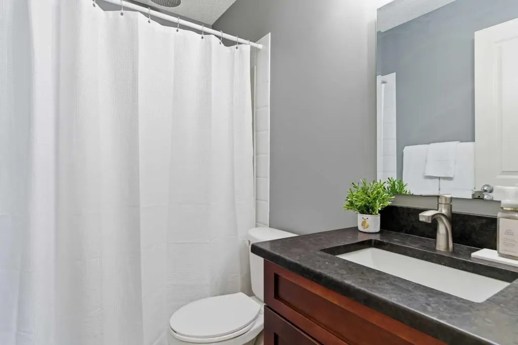 141 Panamount Green NW Calgary AB T3K 5R7