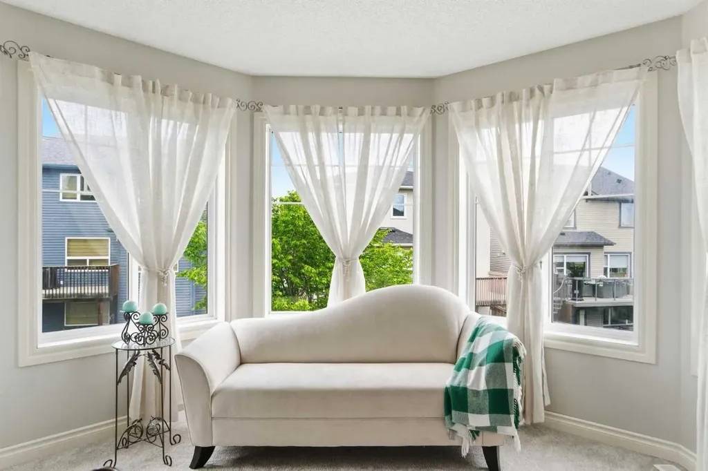 141 Panamount Green NW Calgary AB T3K 5R7