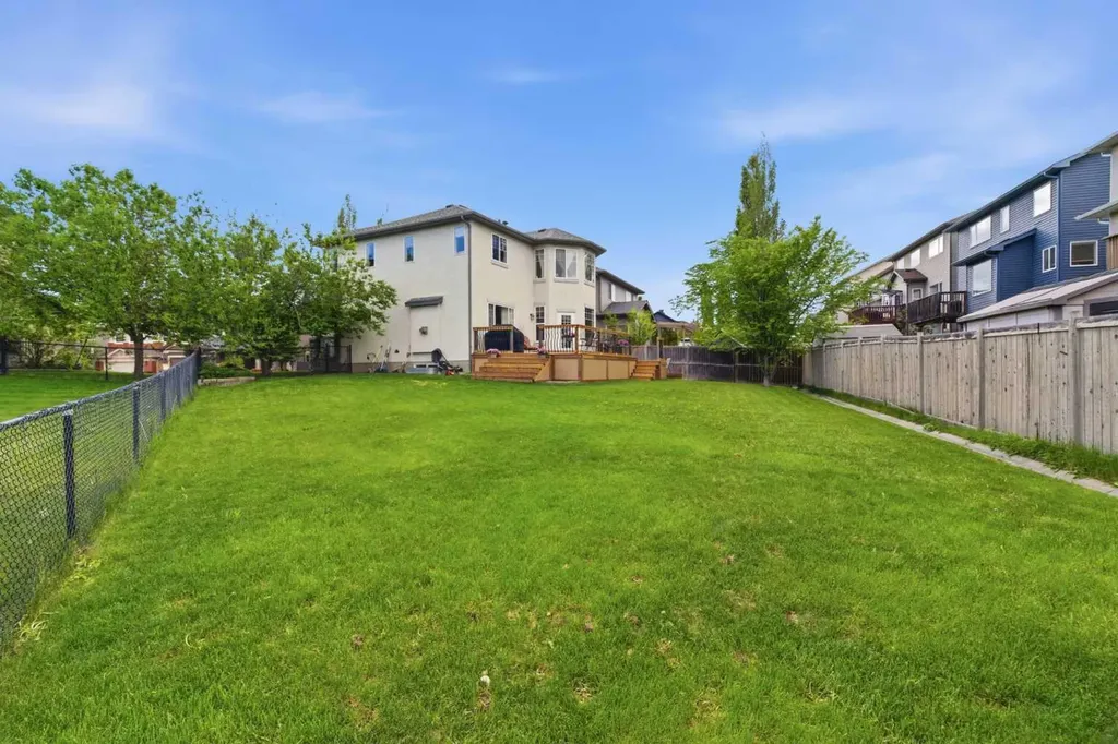 141 Panamount Green NW Calgary AB T3K 5R7
