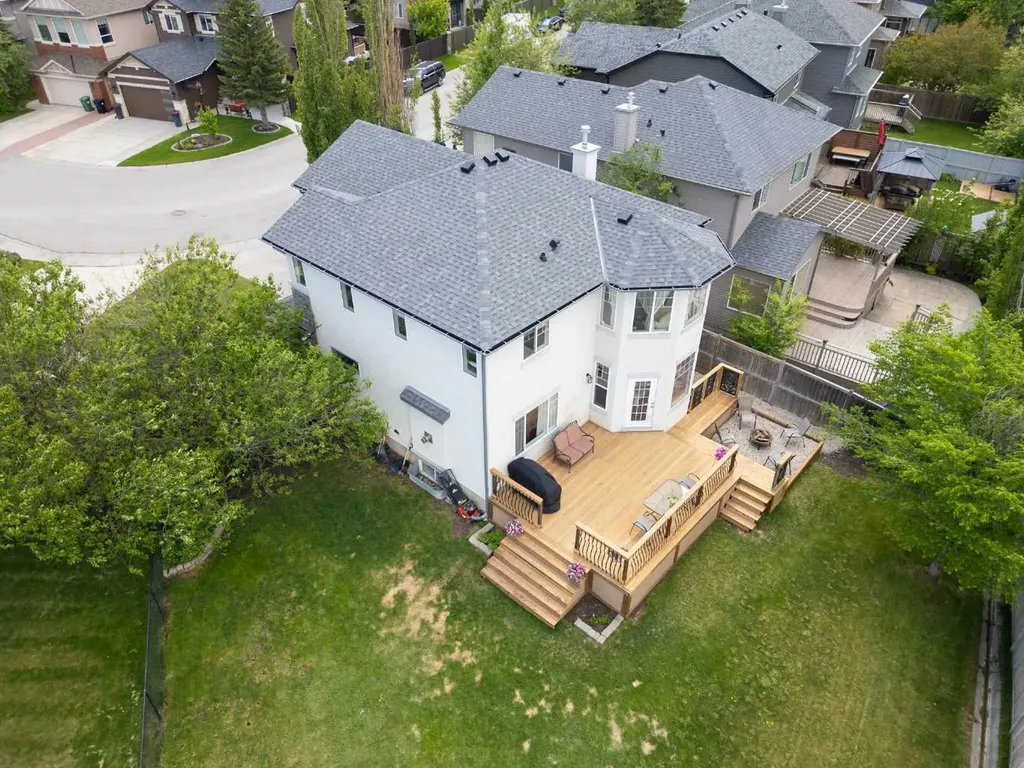141 Panamount Green NW Calgary AB T3K 5R7