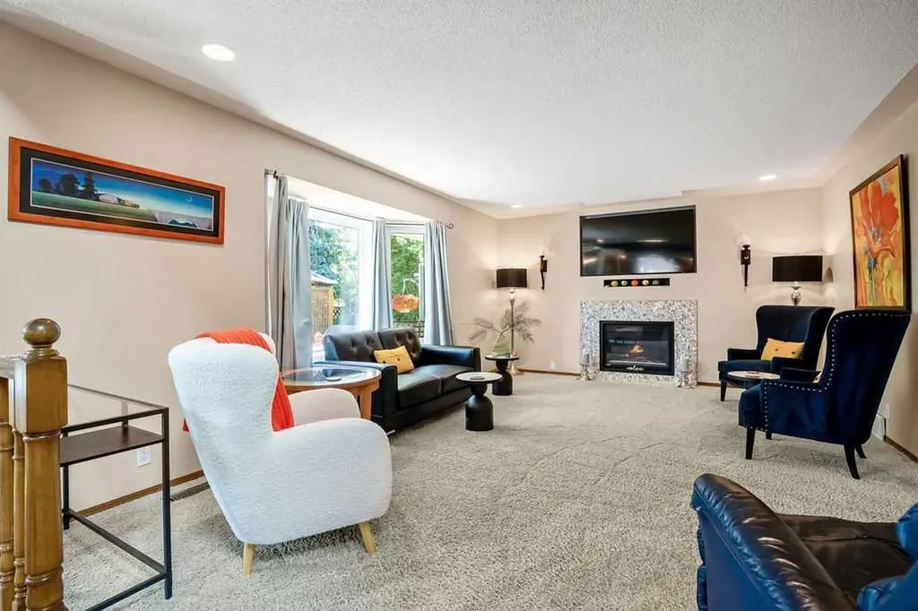 1399 Sunwood Road SE Calgary AB T2X 2L5